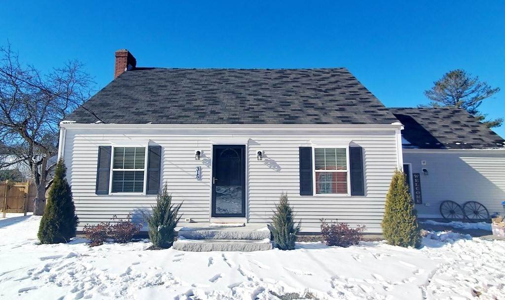 315 Main St - Photo 1