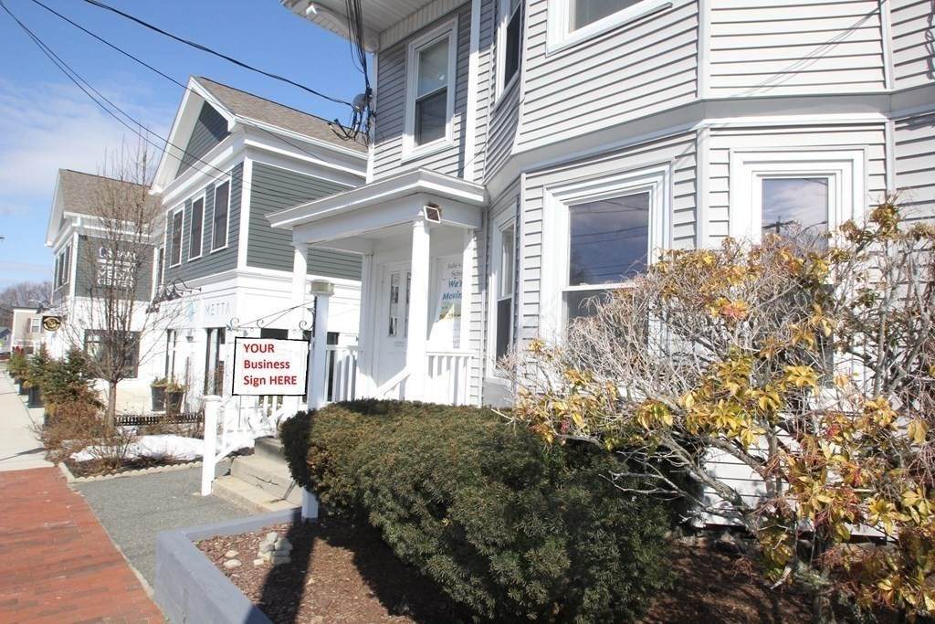 84 Main St - Photo 1