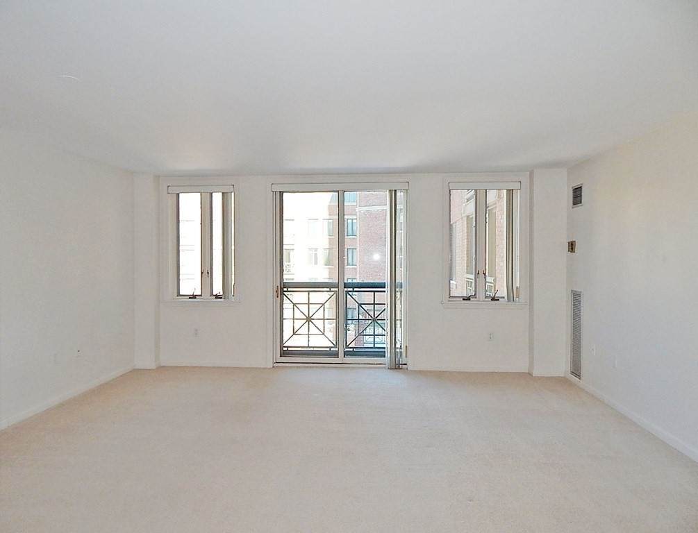 10 Rogers - Photo 1
