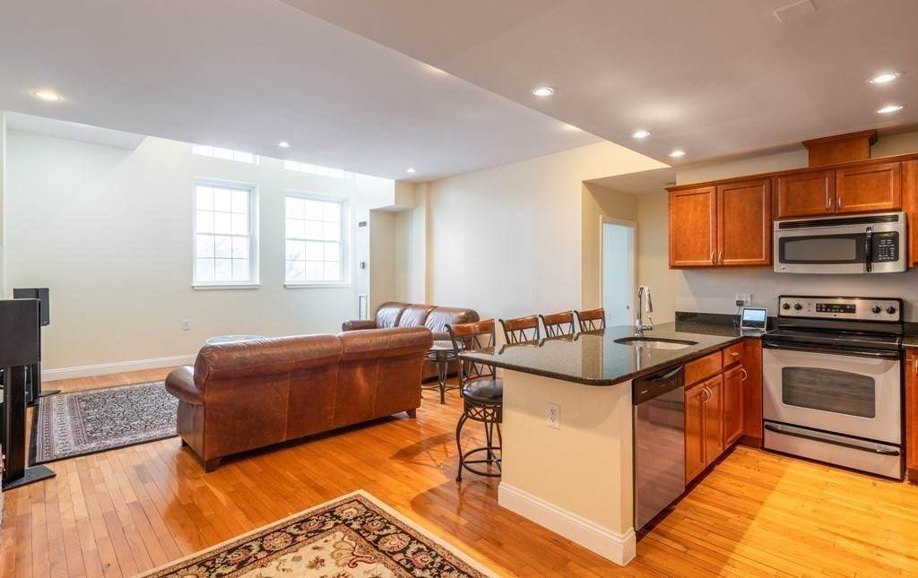 20 Daniels St - Photo 1