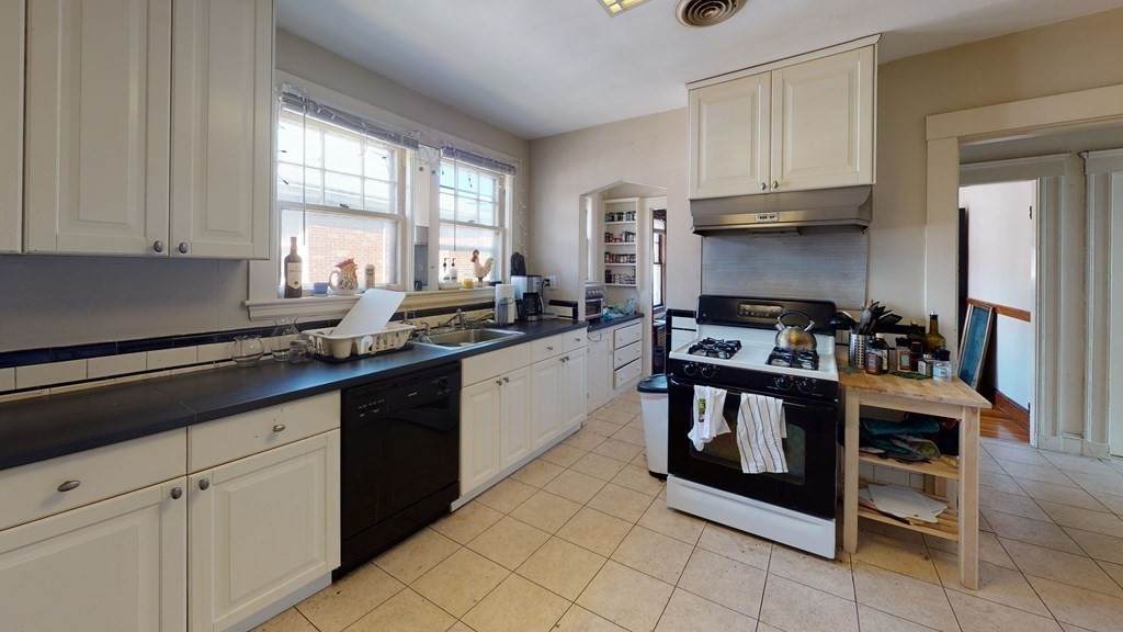 50-52 Colborne Rd - Photo 1