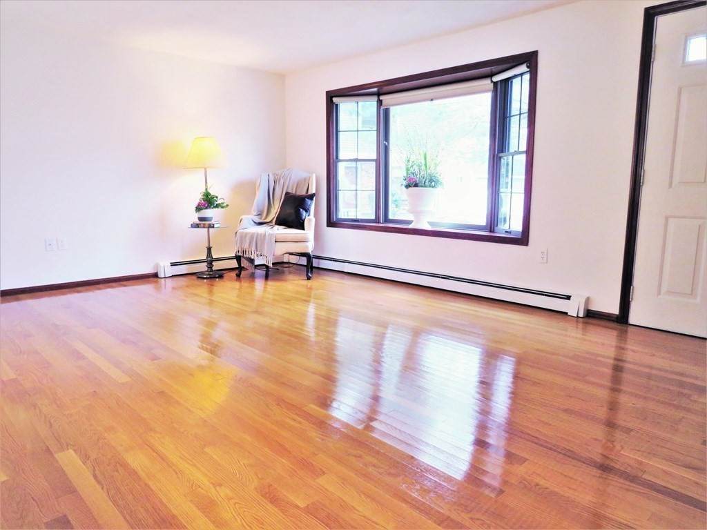 6 Anderson Way - Photo 1