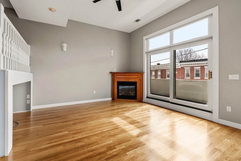 41 Leamington Rd - Photo 1