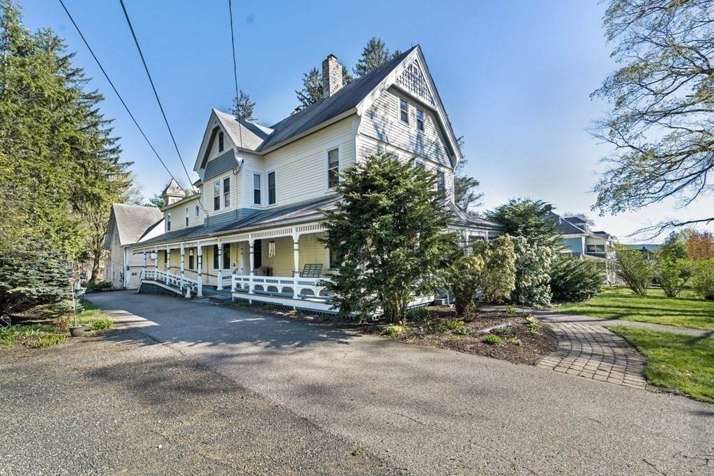 121 Church St - Photo 1