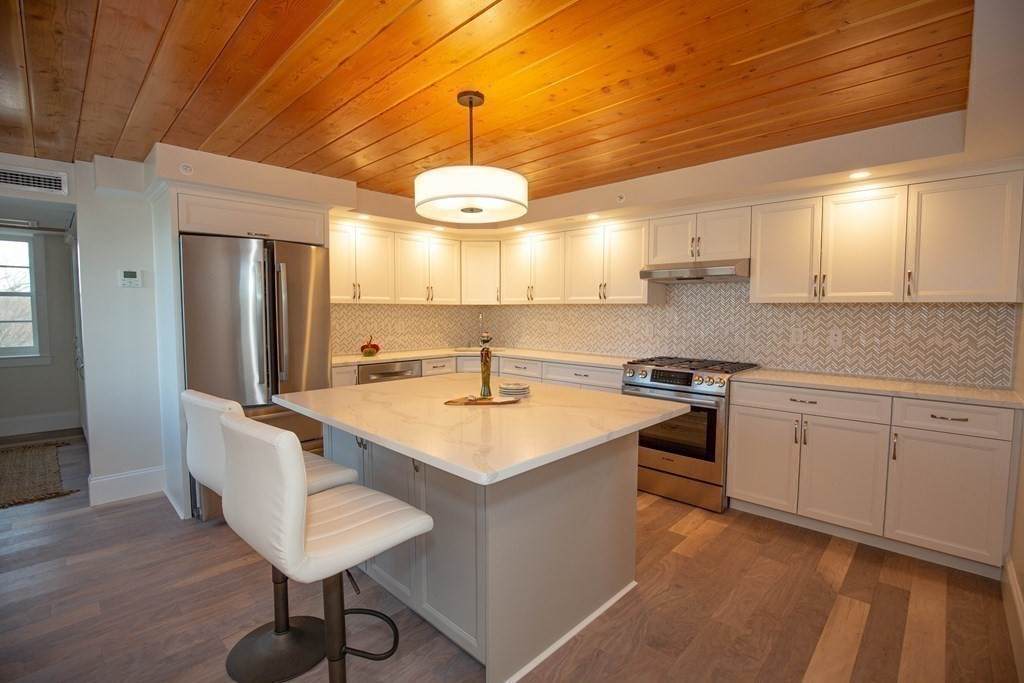 151 High St - Photo 1