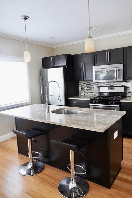 9 Lisbeth Street - Photo 1
