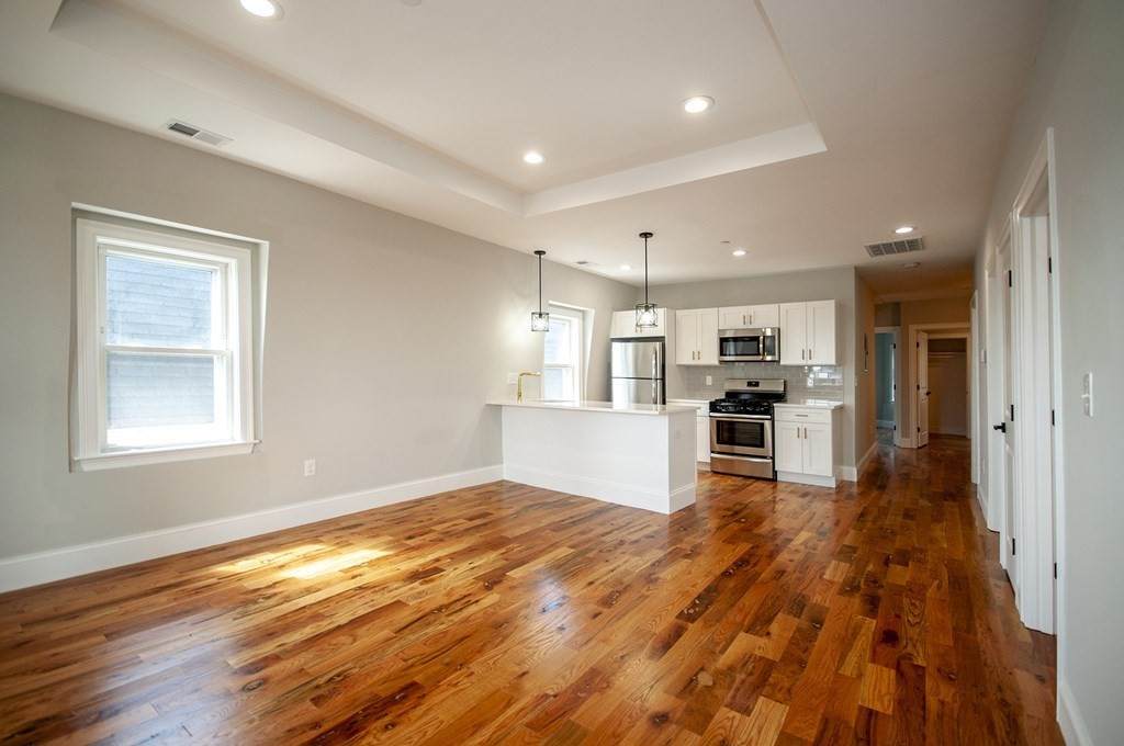 173 Trenton Street - Photo 1