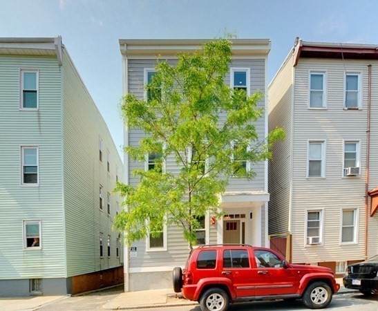 215 Maverick - Photo 1