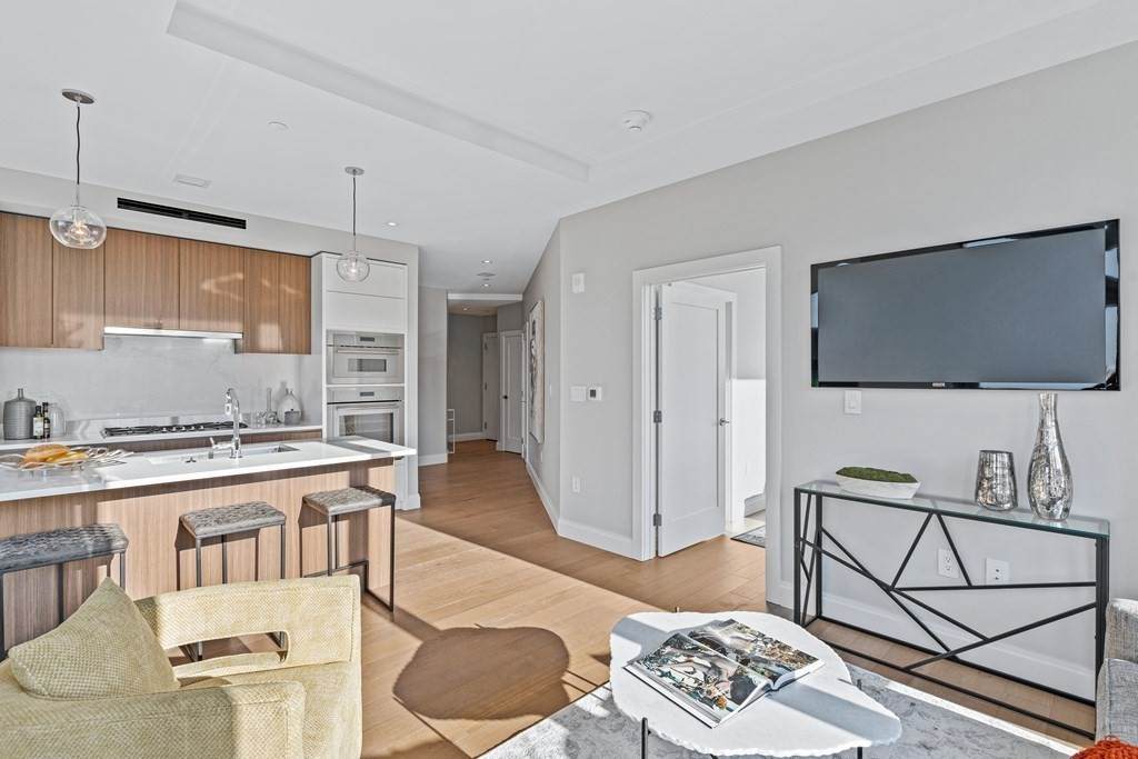 100 Shawmut Avenue - Photo 1