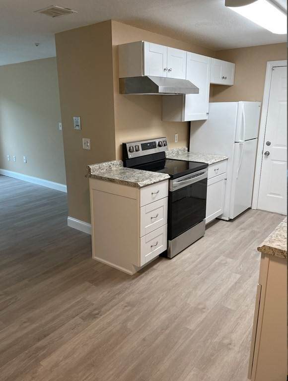 2 Squire Ct - Photo 1
