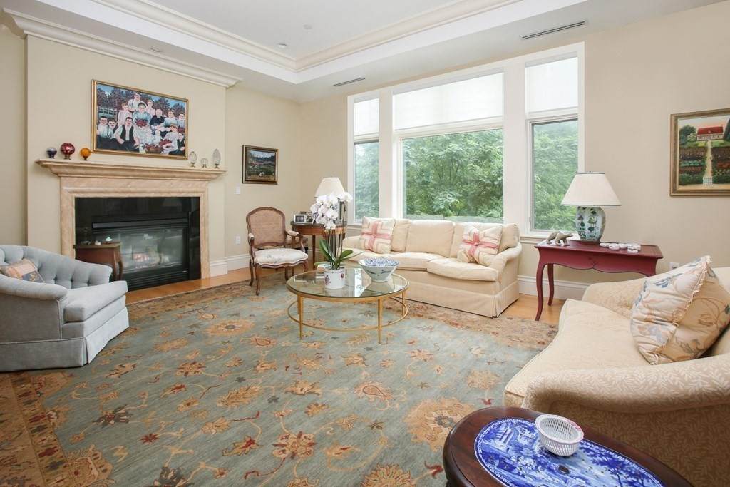 120 Seaver St - Photo 1