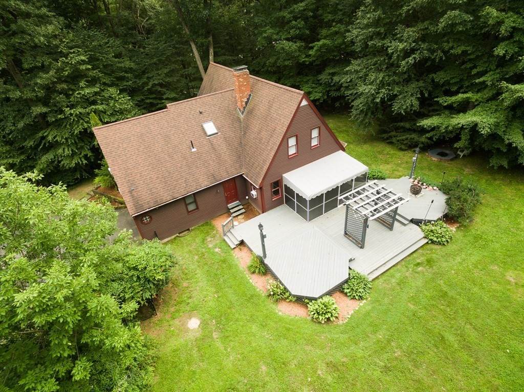 76 Williamsville Rd - Photo 1