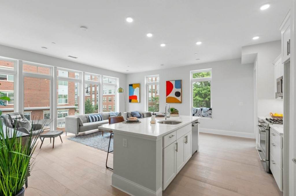 95 Fawcett - Photo 1