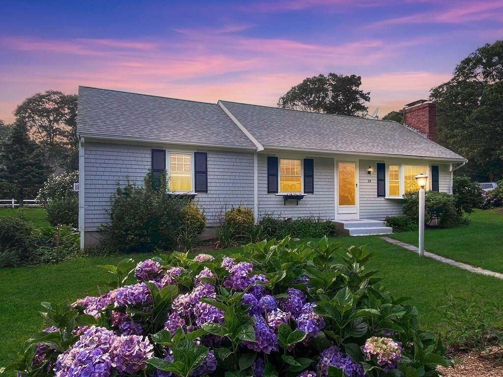 29 Padlock Ln - Photo 1