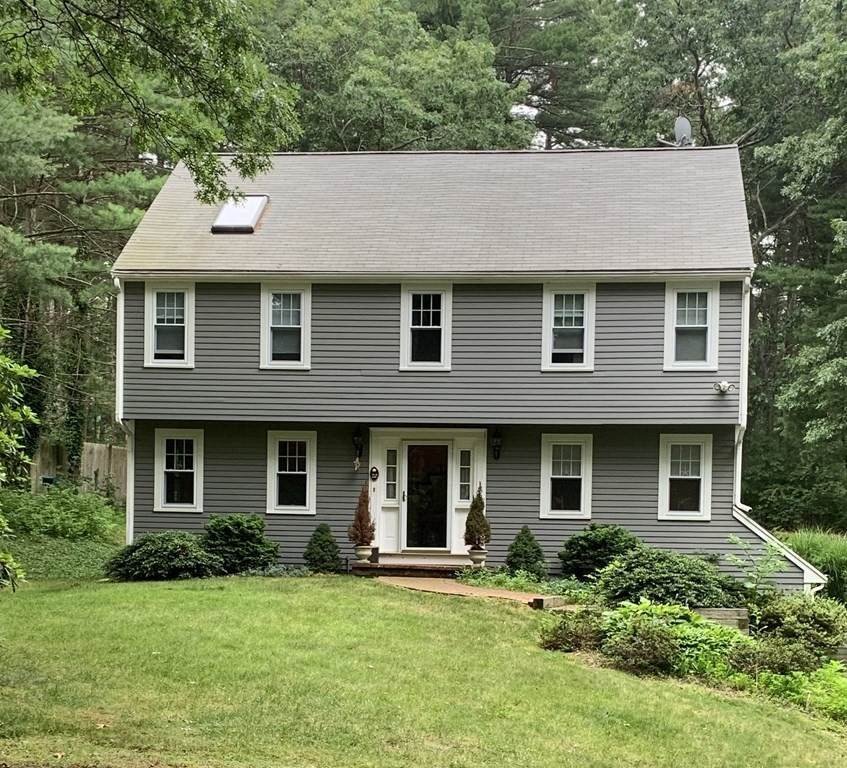20 Apple Hill Lane - Photo 1