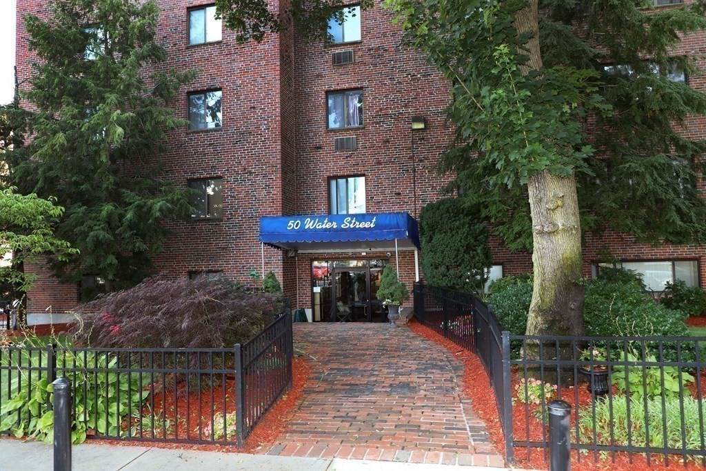50 Water St - Photo 1