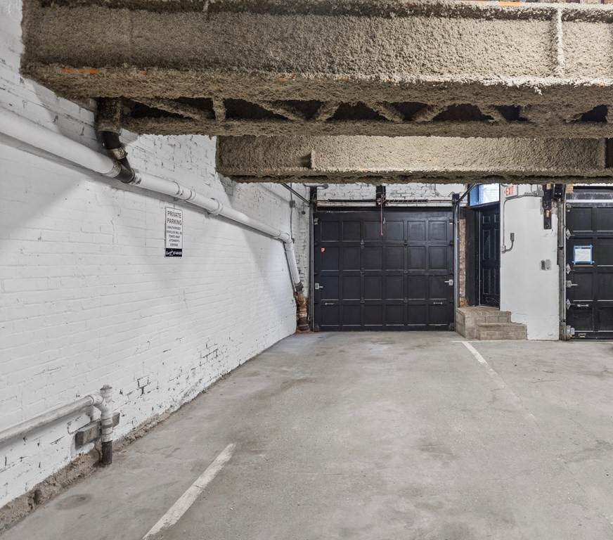 345 Commonwealth Ave - Photo 1