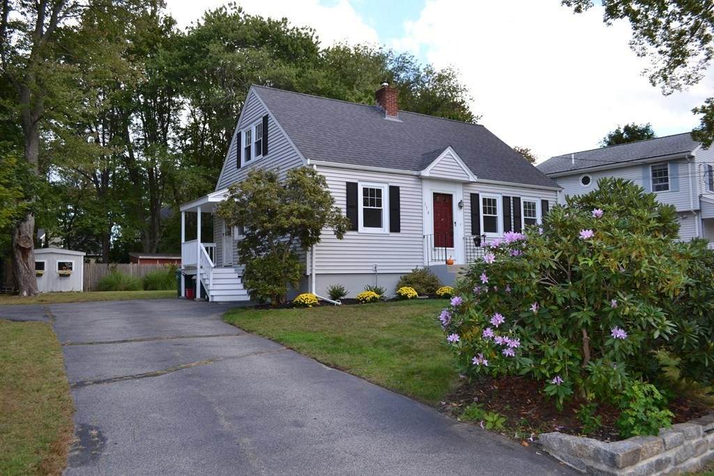156 Gay St - Photo 1