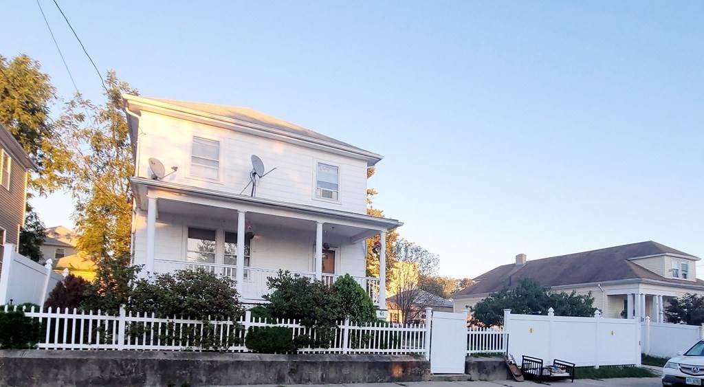 61 Leah St - Photo 1