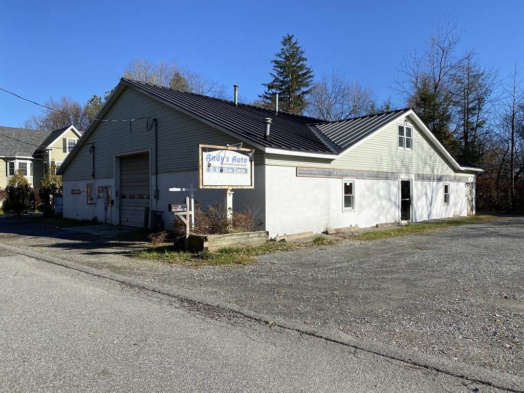 28 Willowdale Rd - Photo 1