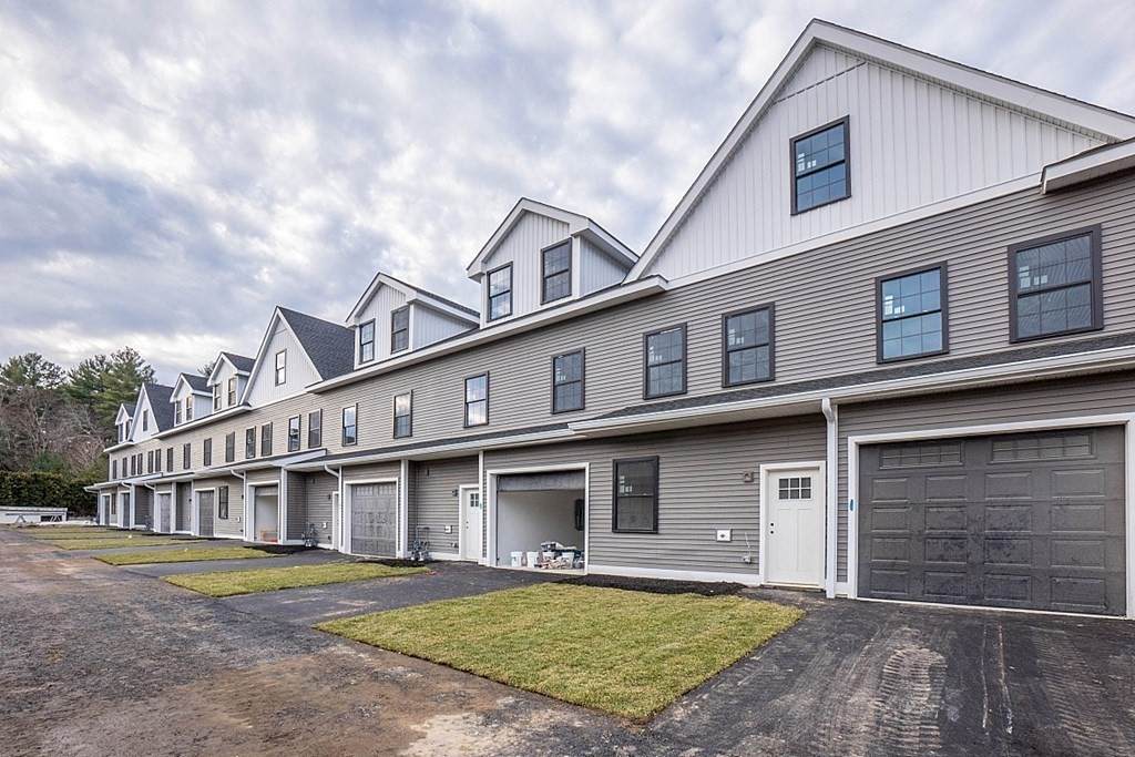 100 Albion - Photo 1