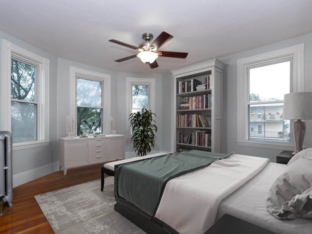 115 Neponset Ave - Photo 1