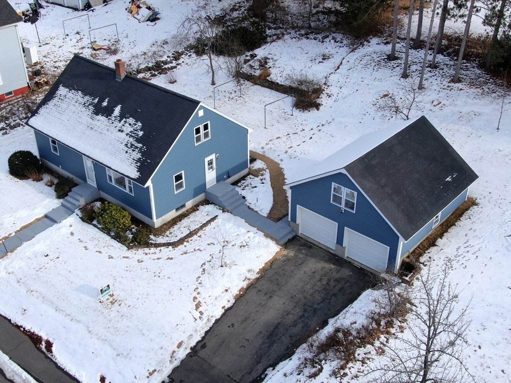 35 Pine St - Photo 1