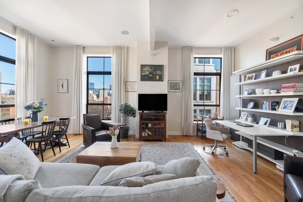 2 Rollins St - Photo 1
