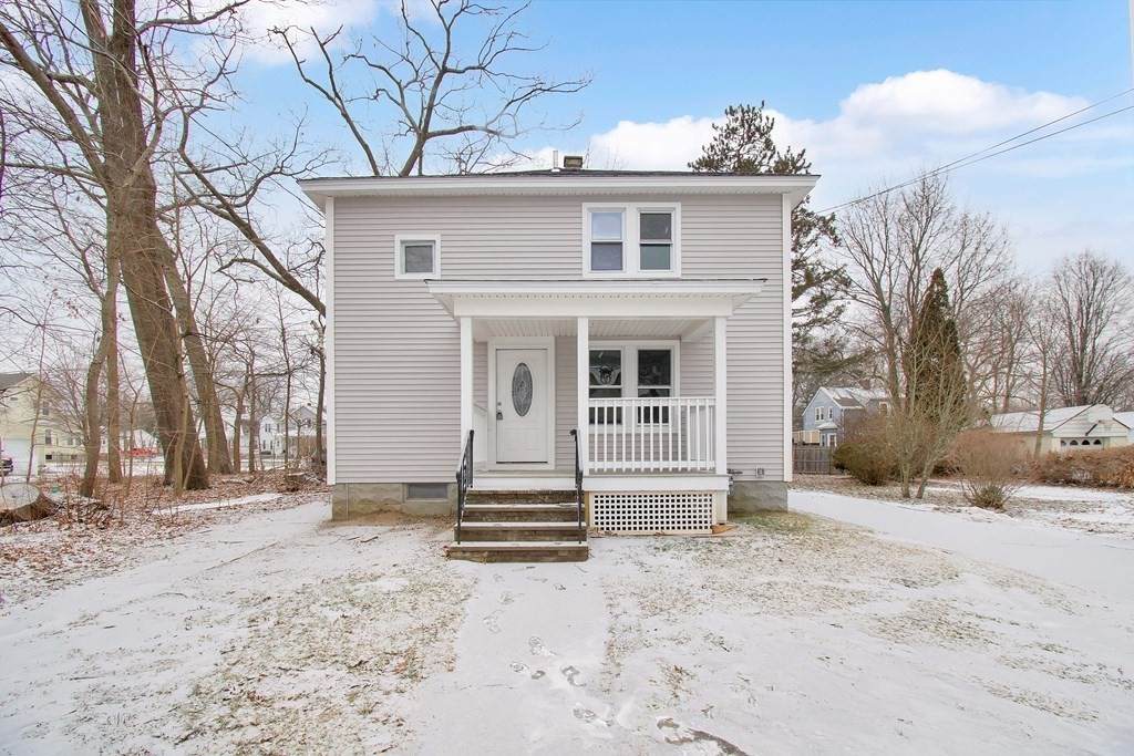 81 Queen Ave - Photo 1