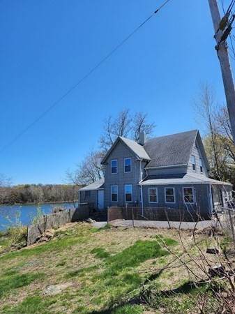 7 Richards Road - Photo 1