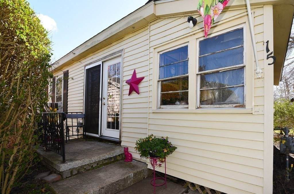 15 Charles St - Photo 1