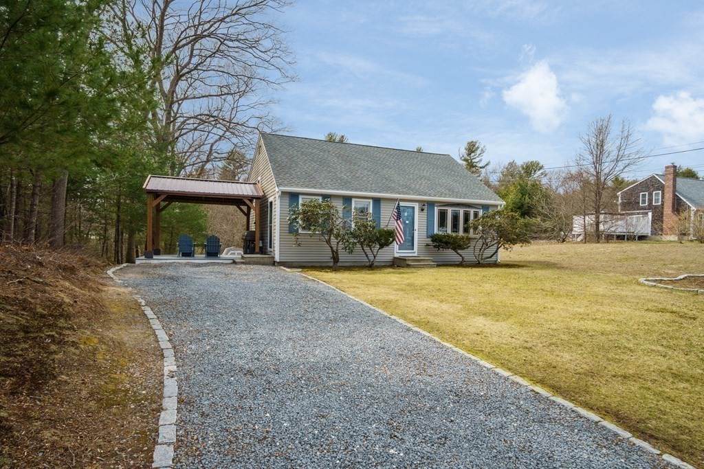 19 Stanley Avenue - Photo 1