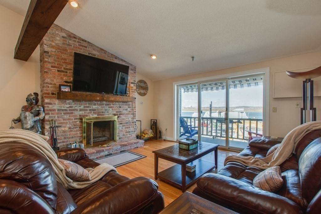 20 Harris Avenue - Photo 1