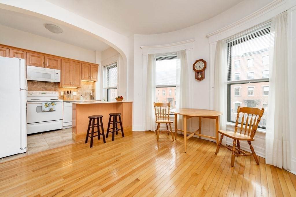 683 Massachusetts Ave. - Photo 1