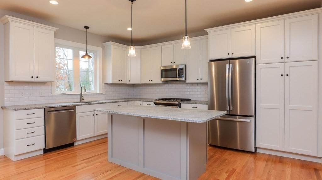 75 Hummingbird Lane - Photo 1