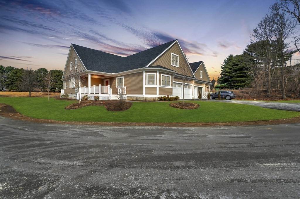 28 Pine Hill - Photo 1