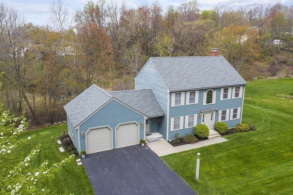 16 Farm Hill Rd - Photo 1