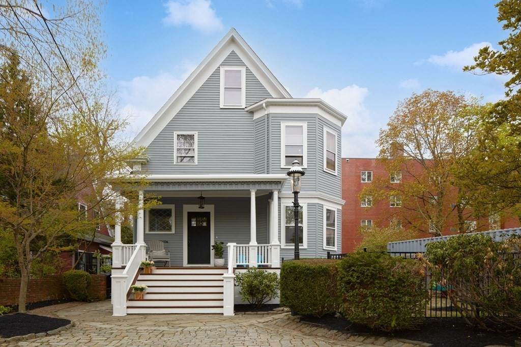 7 Addison Street - Photo 1