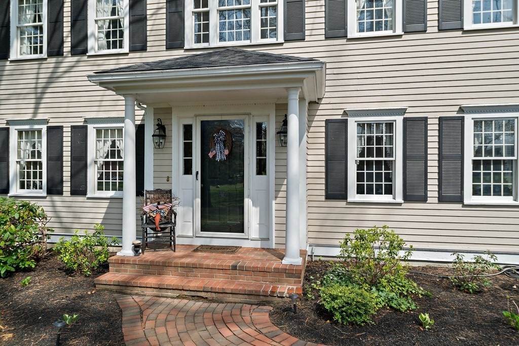 224 Cranberry Drive - Photo 1