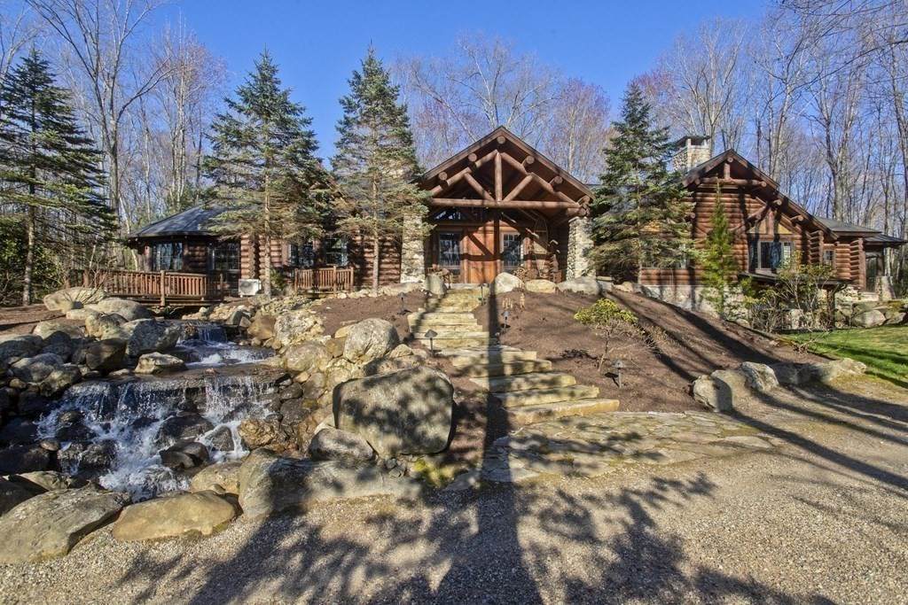 6 Amherst Rd - Photo 1