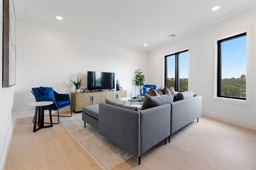 50 Leo Birmingham Parkway - Photo 1