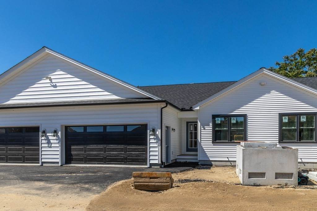 139 Harvard Street - Photo 1