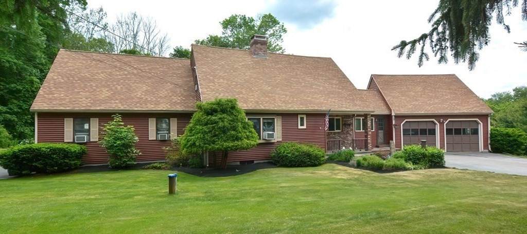 138 Warren St - Photo 1