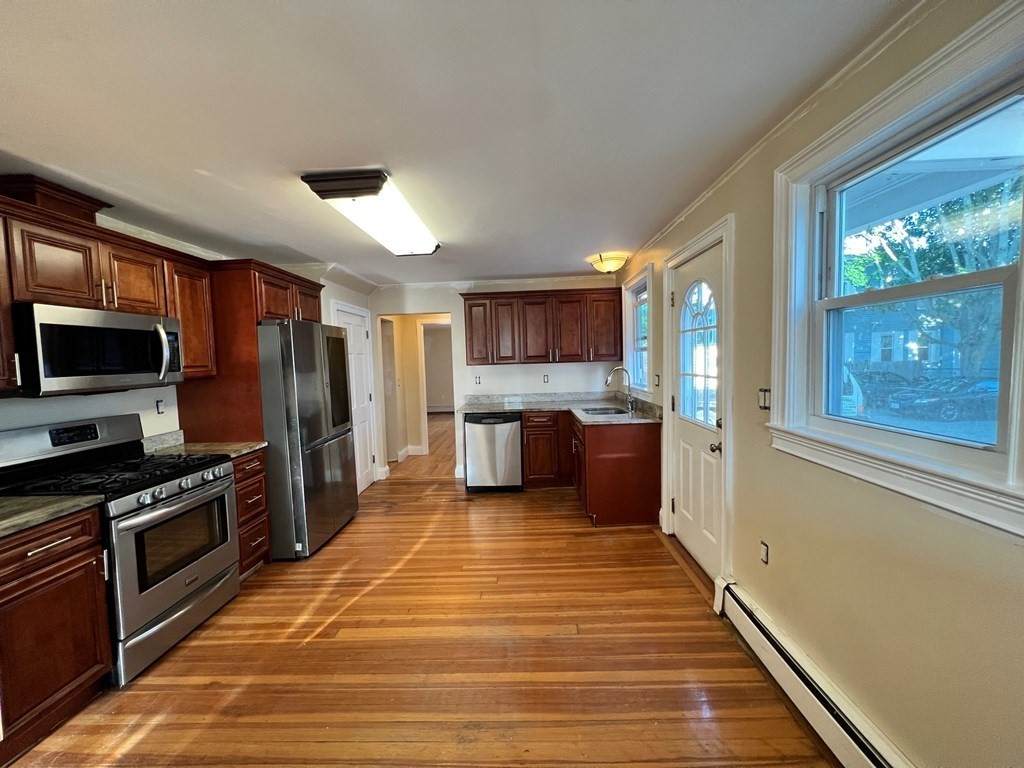 252 Broadway - Photo 1