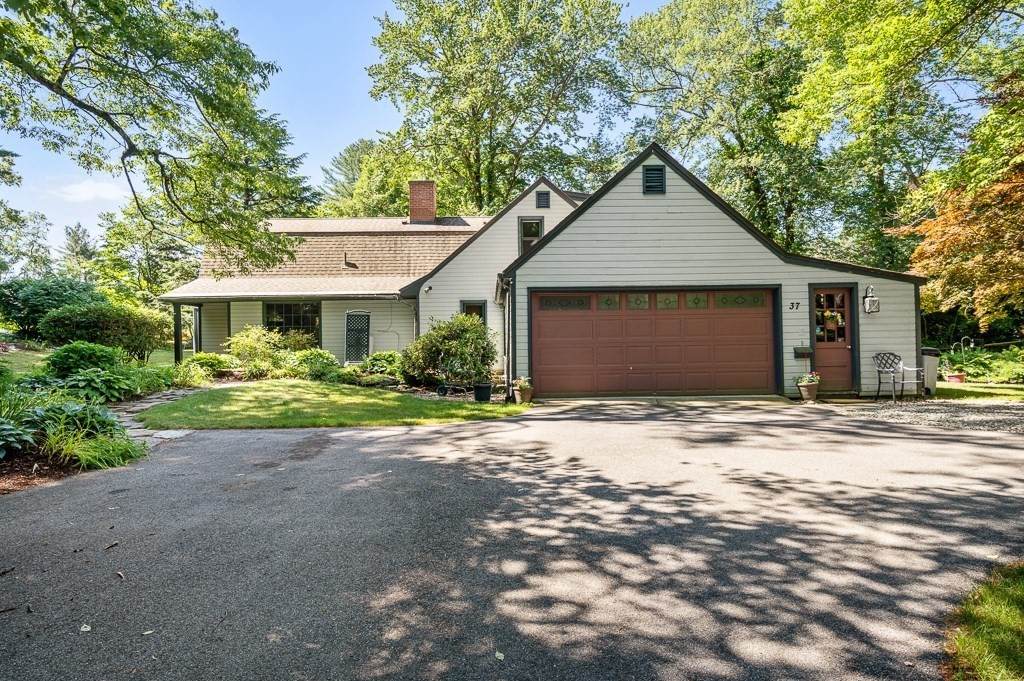 37 Hillside Rd - Photo 1