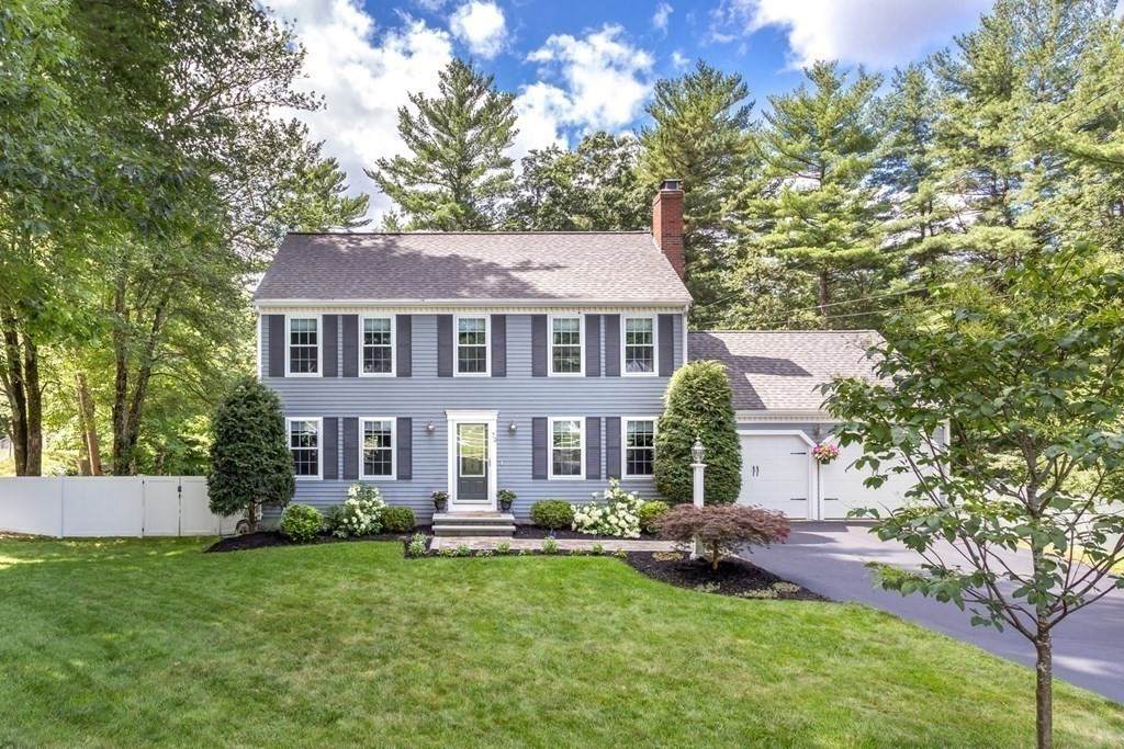 72 Oxford Drive - Photo 1