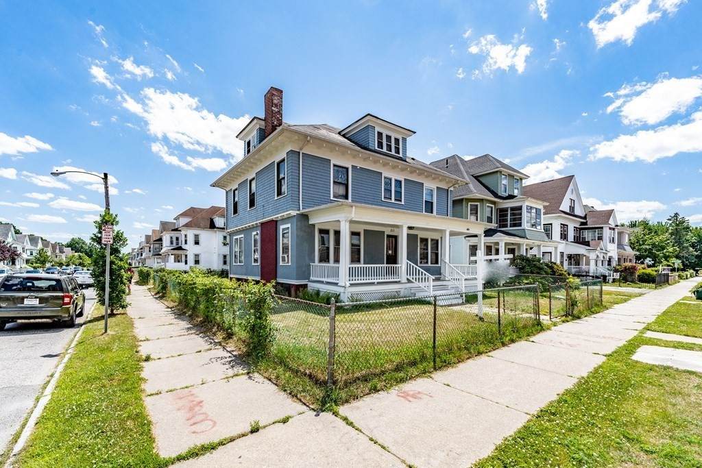 211 Wilbraham Rd - Photo 1