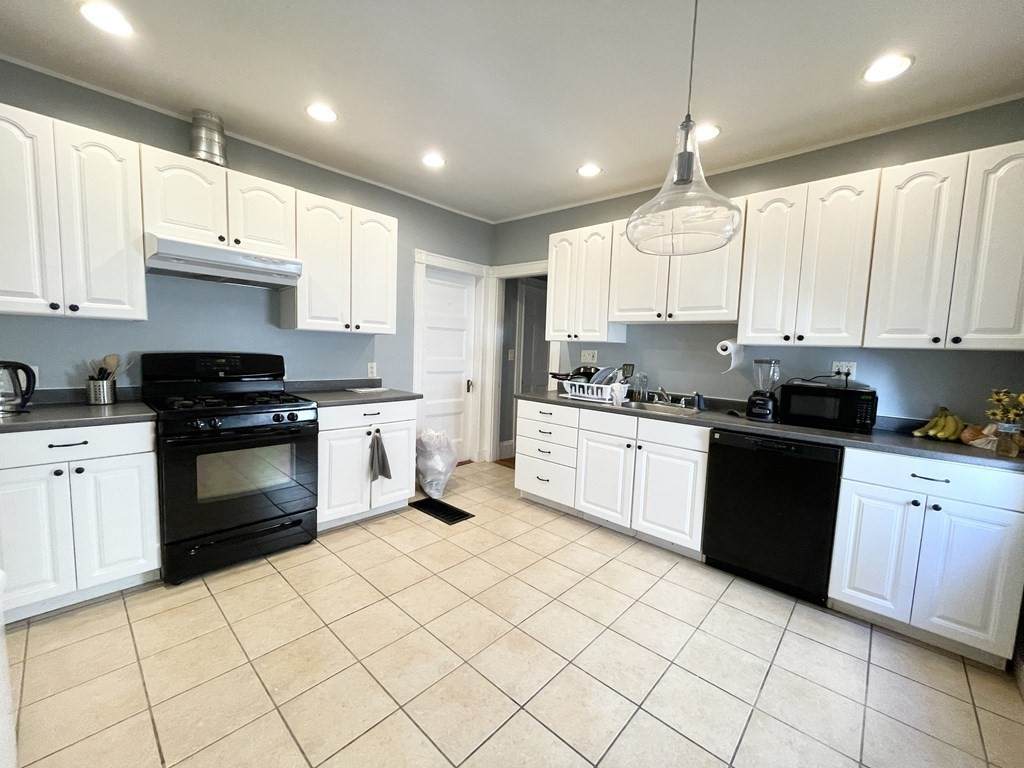 18 Romsey Street - Photo 1