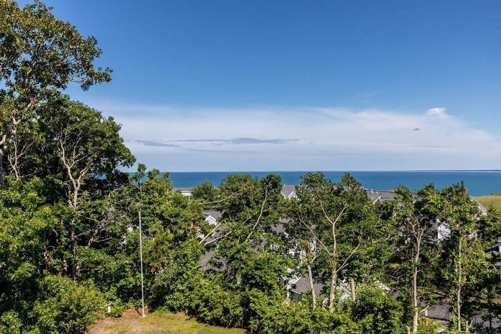 17 Coastline Drive - Photo 1