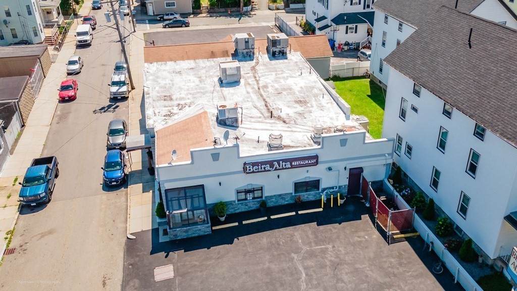 826 Plymouth Ave - Photo 1